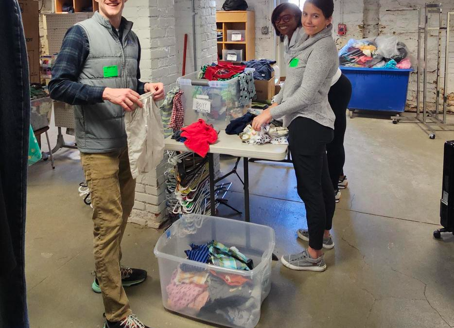 Bestway Team Gives Its Best for Domestic Violence Survivors at Hope House